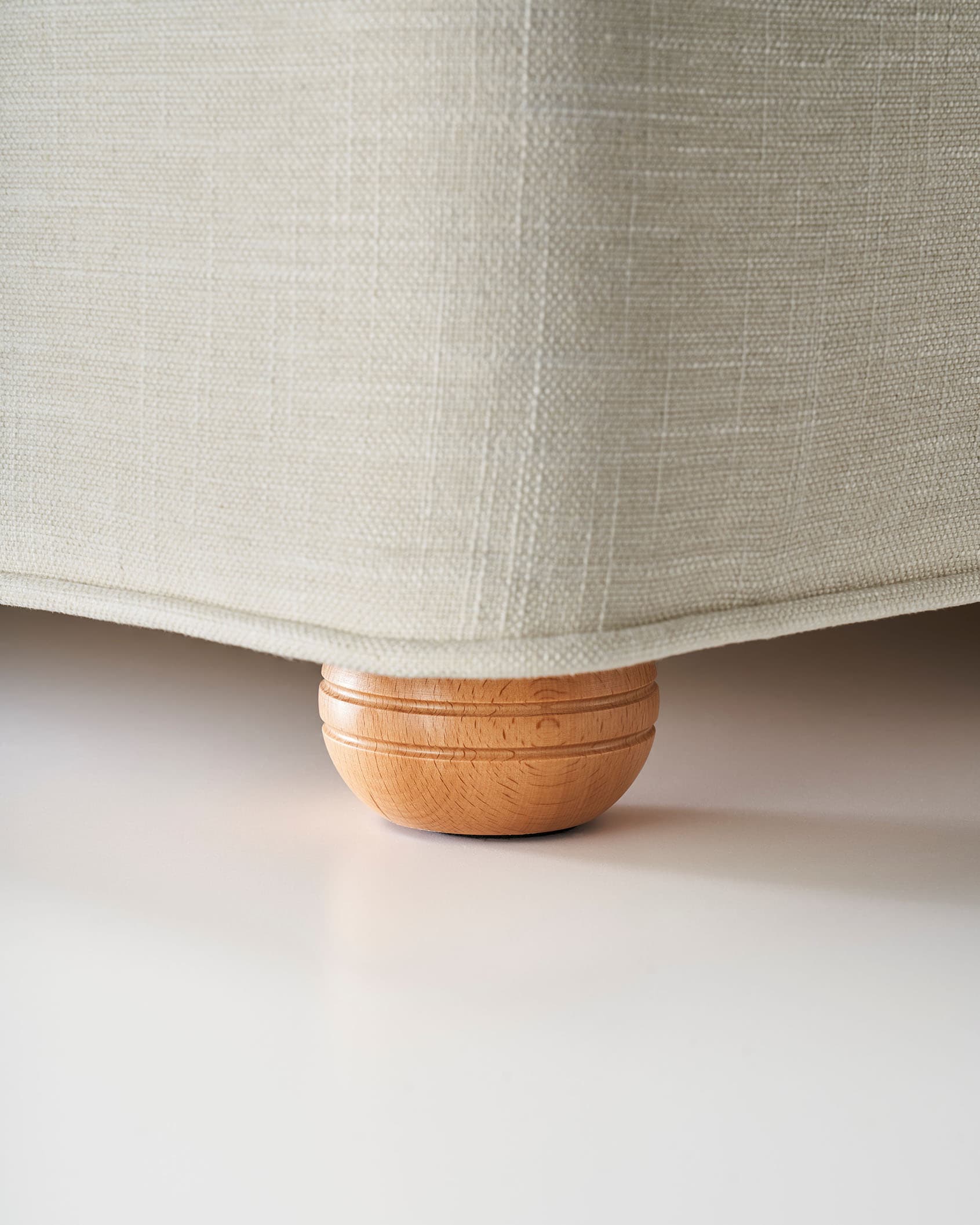 B1 Wooden Bun Foot Leg
